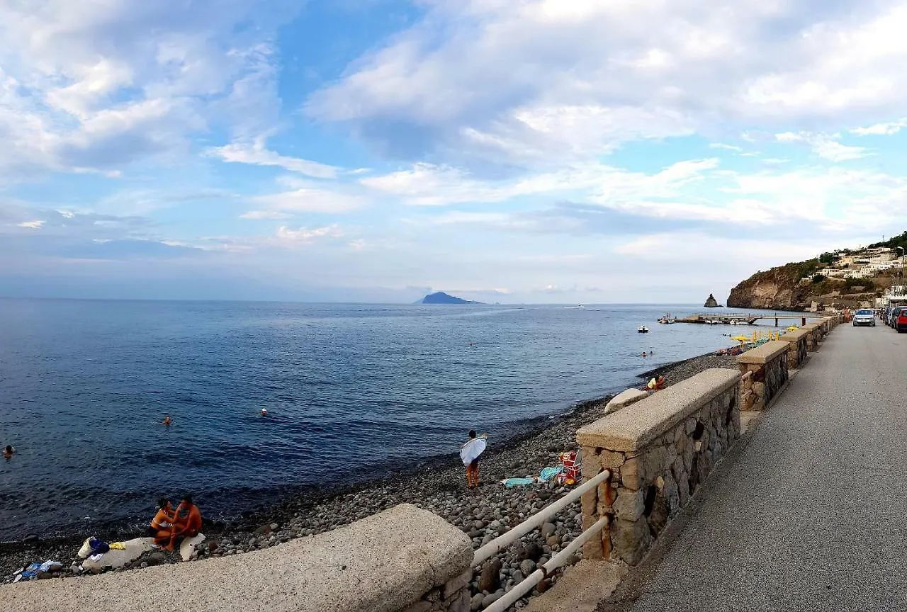 Villa Casa Sabrina Città di Lipari 0*,